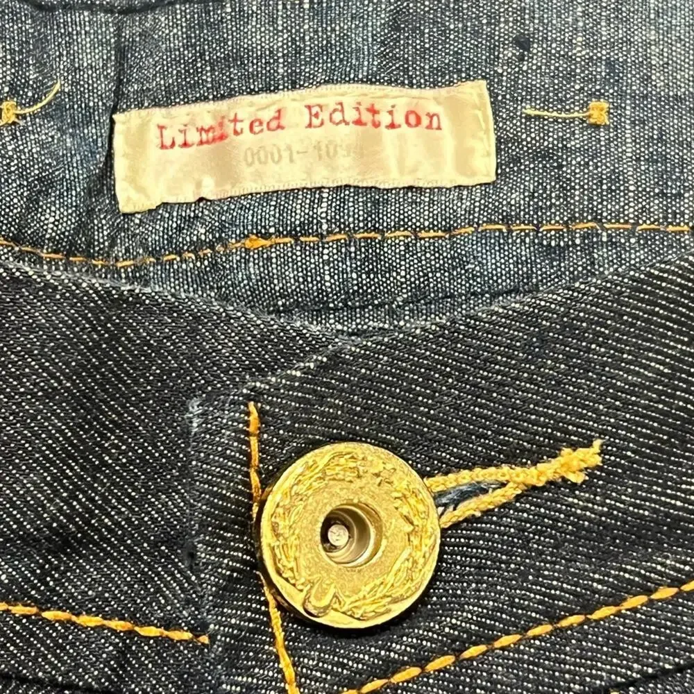 True Religion Limited Edition Button Fly Horseshoe Back Pockets Jean Men Size 36